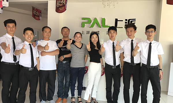 “始于颜值，陷于才华，忠于人品”——江西修水专卖店负责人郑之林专访