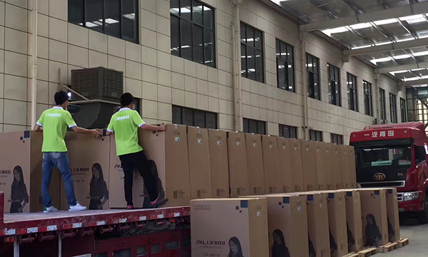 上派集成灶打响空间战 发货争分夺秒