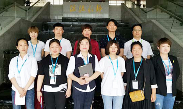 热烈欢迎全国各地8大城市经销商团队到访上派考察学习！