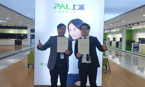 品牌与实力共存，上派集成灶再掀签约热潮！