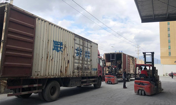 上派集成灶打响年终之战，发货争分夺秒！