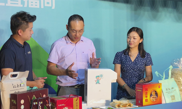 大放异彩 | 上派移动水吧亮相杭州电视台生活频道直播间,全场追捧深受好评!