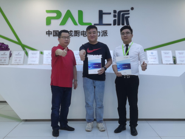 热烈祝贺上派集成灶安徽明光、安徽六安专卖店正式签约！