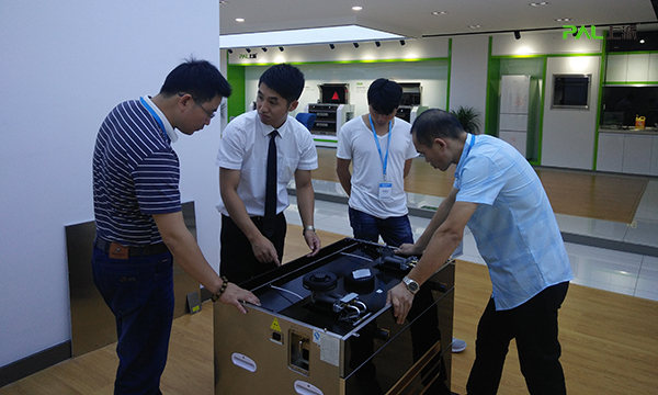 上派速度，势不可挡——浙赣渝意向客户周末到访上派集成灶