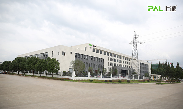 上派集成灶——不断升级，把握未来