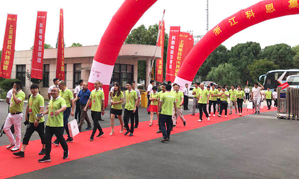 抢占先机，聚势共赢｜2018盈在终端上派P6首届老板特训营火热进行中